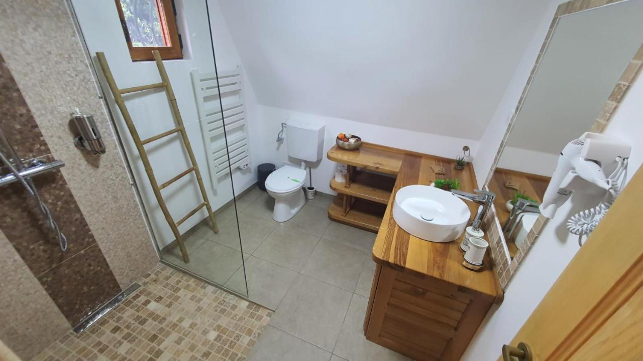 Отель Doka Valea Sebesului A-Frame Экстерьер фото