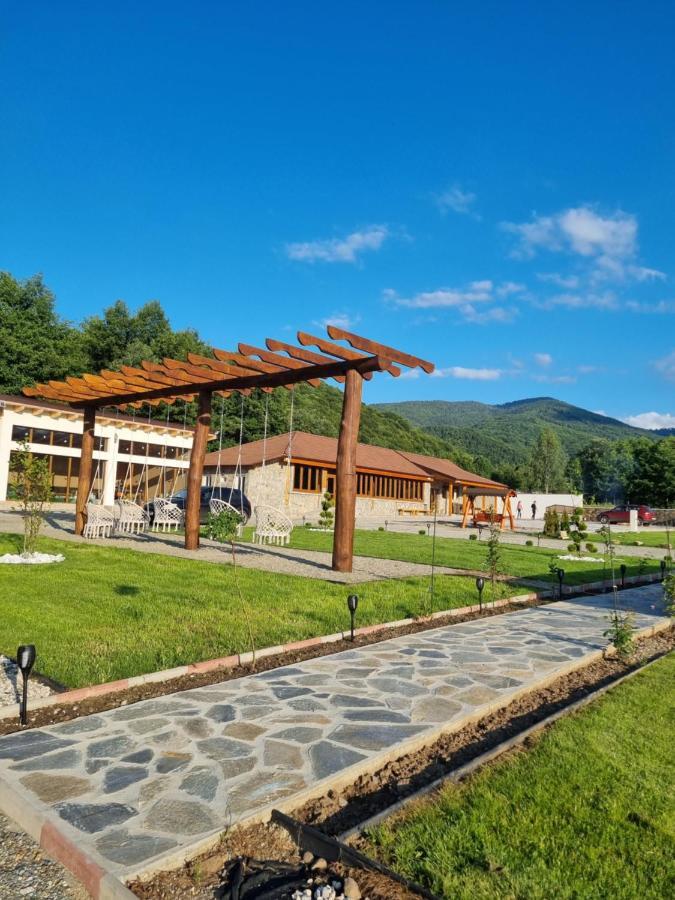 Отель Doka Valea Sebesului A-Frame Экстерьер фото